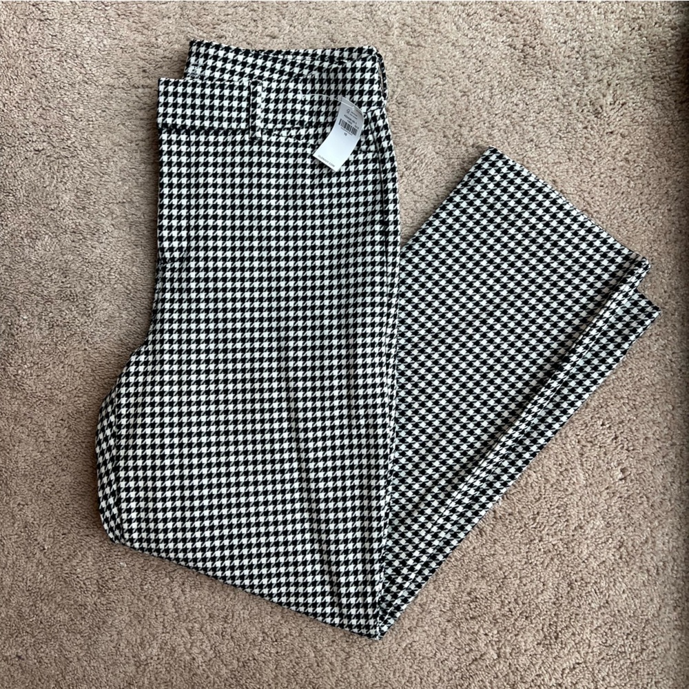 Houndstooth ankle pants